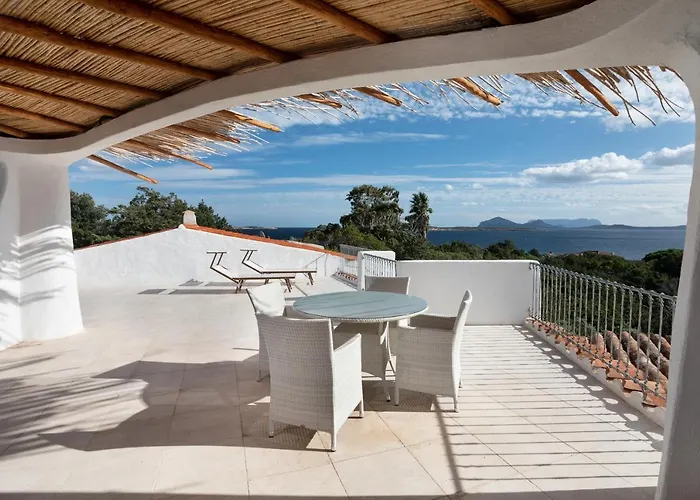 卡普里乔利公寓 4*